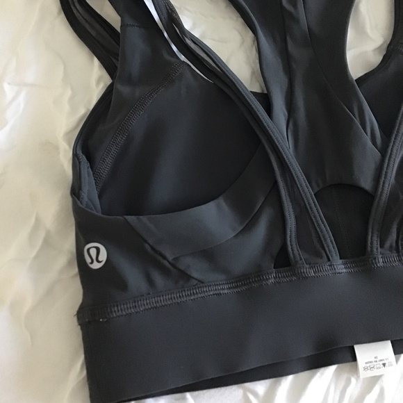 Lululemon sports bra - Picture 4 of 4